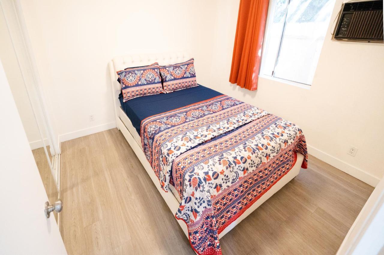 Cozy Small 2 Bedroom In Koreatown/Hollywood Лос-Анджелес Екстер'єр фото